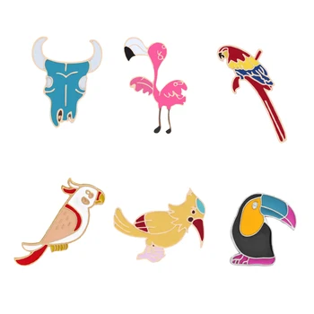 Desene animate Pasarea Tucan flamingo papagal ciocănitoarea Cap de Taur Email Ace Broșe Jachete Pin Rever Haina Insigna Moda Bijuterii Cadouri