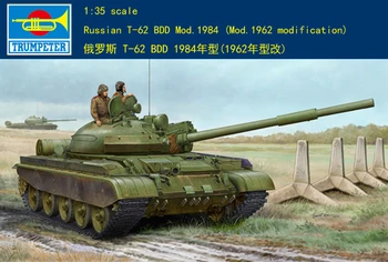 Trompetistul 01553 1/35 Sovietic T-62 BDD Mod.1984 (Mod 1962 Modificare) Model Kit De Asamblat